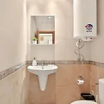 Apartment Danili нов двустаен с басейн и паркомясто в гр