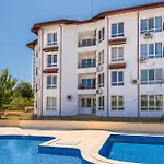 Apartment Danili нов двустаен с басейн и паркомясто в гр Byala (Varna)