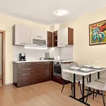 Danili нов двустаен с басейн и паркомясто в гр Apartment