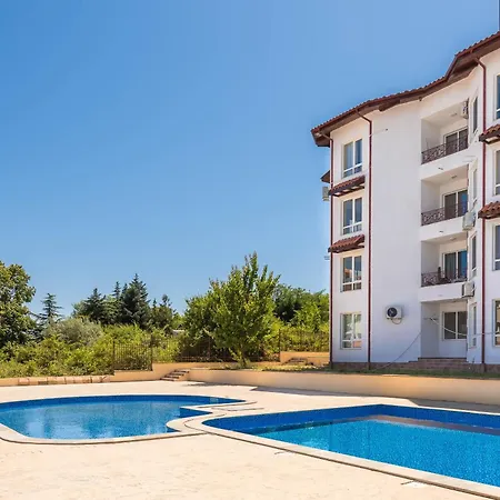 Apartment Danili нов двустаен с басейн и паркомясто в гр Byala (Varna)